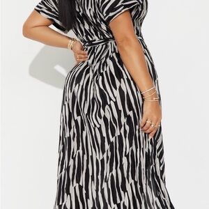 Fashion Nova Zebra Print Maxi Dress